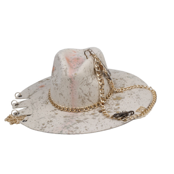 Monna Vintage Ivory Wool Gold Plated Charms Chain Rings Embellished Cowboy Hat S main image 8